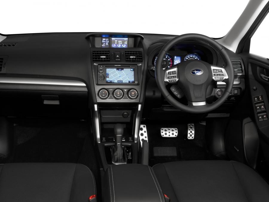  Subaru Forester 2.0XT 2012 года  (AU) (фото 11 из 14)